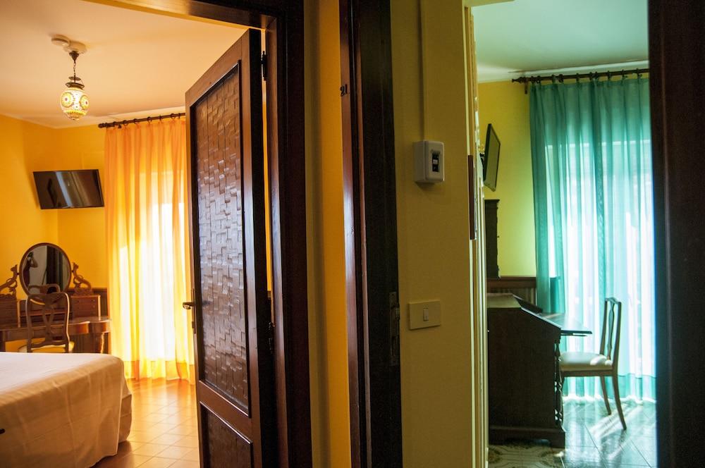 Hotel Palladio جيارديني ناكسوس المظهر الخارجي الصورة