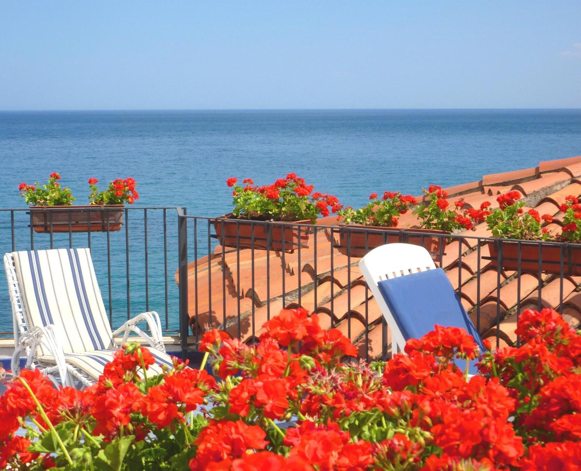 Hotel Palladio جيارديني ناكسوس المظهر الخارجي الصورة